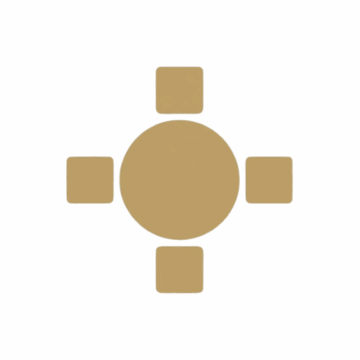 Stolik 4 osobowy wysoki przy parkiecie