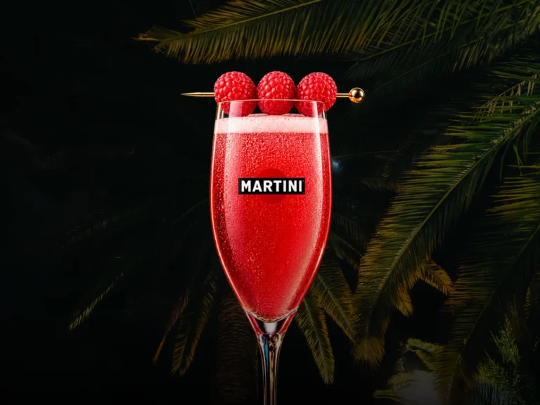Berry French 75 – cocktail at La Musica Cocktail Bar & Social Club in Legnica